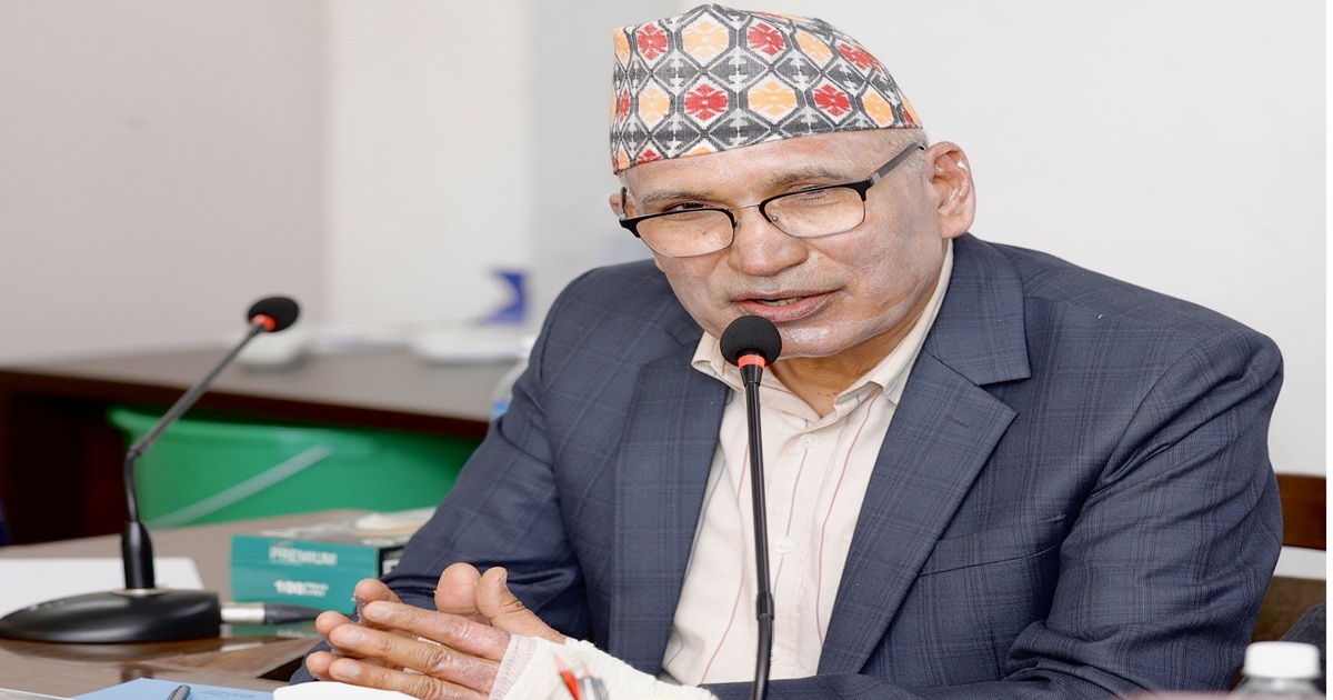 उद्योगी–व्यवसायीको समस्या समाधानमा सरकार प्रतिबद्ध : अर्थमन्त्री पौडेल