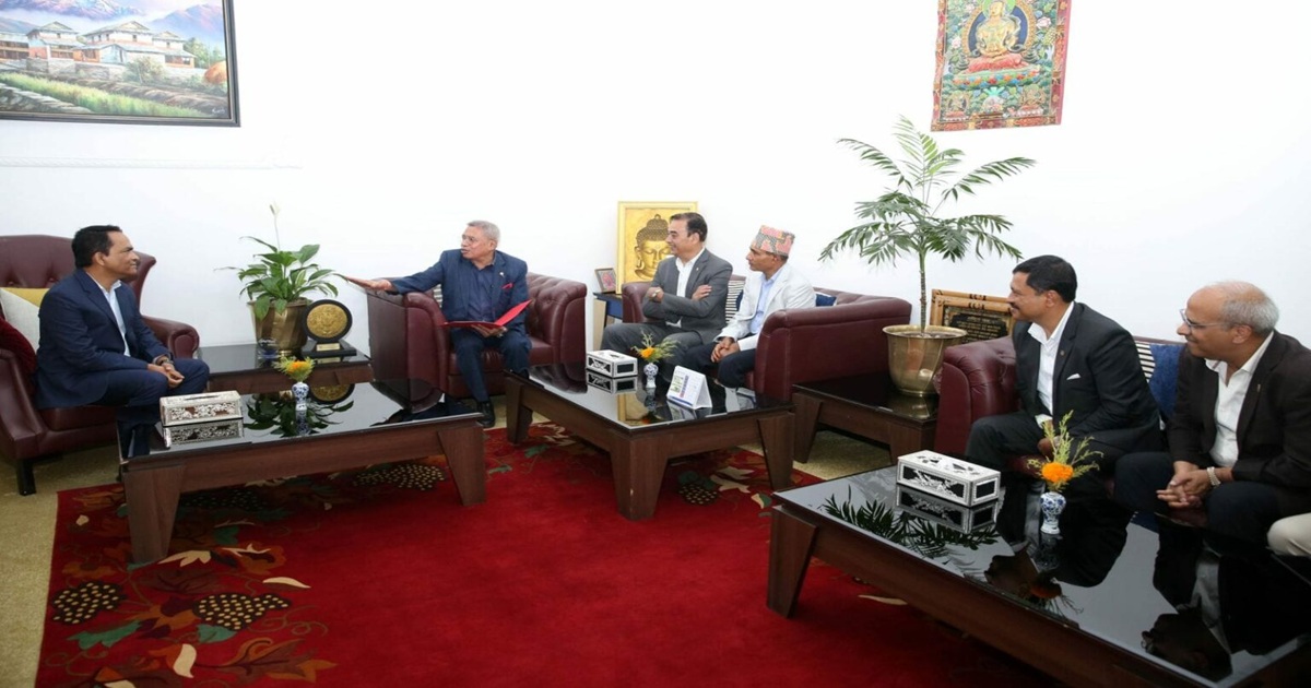 नेपाल चेम्बर अफ कमर्शले गभर्नर समक्ष बुझायो  मौद्रिक नीतिमा समावेश गर्न ३४ बुँदे सुझाव ,यस्ता छन् मुख्य सुझावहरू