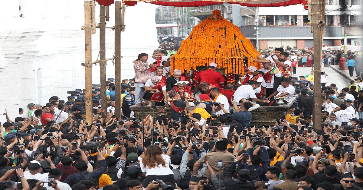 भक्तपुरमा परम्परागत इन्द्रजात्रा सुरु