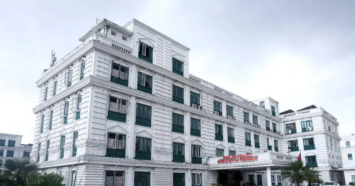 एक वर्षमै अर्थतन्त्रमा  ४ खर्बले  वृद्धि, १८ आर्थिक सूचक सकारात्मक